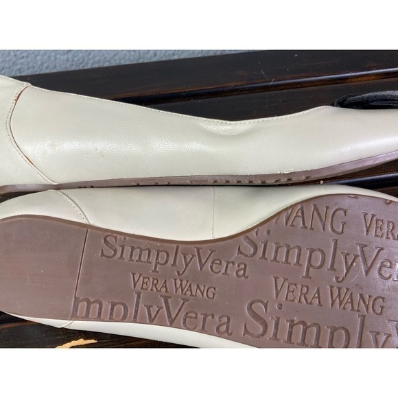 Simply Vera Wang Flats Womens 10 Nude Gold Buckle Slip On Work Shoes Elegant - Picture 4 of 11